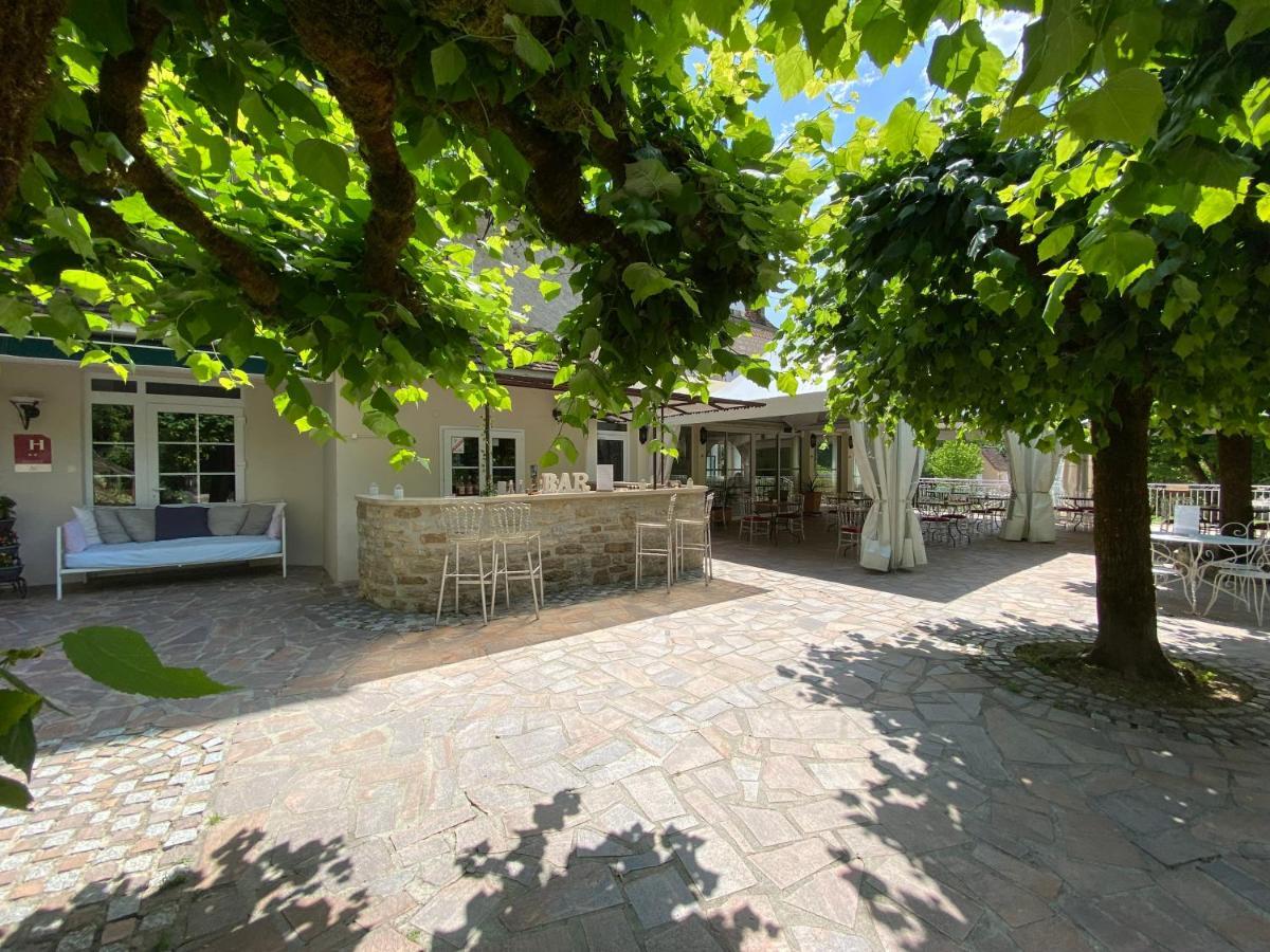 Logis Hotels - Hotel Restaurant Domaine Les Falaises مارتيل المظهر الخارجي الصورة