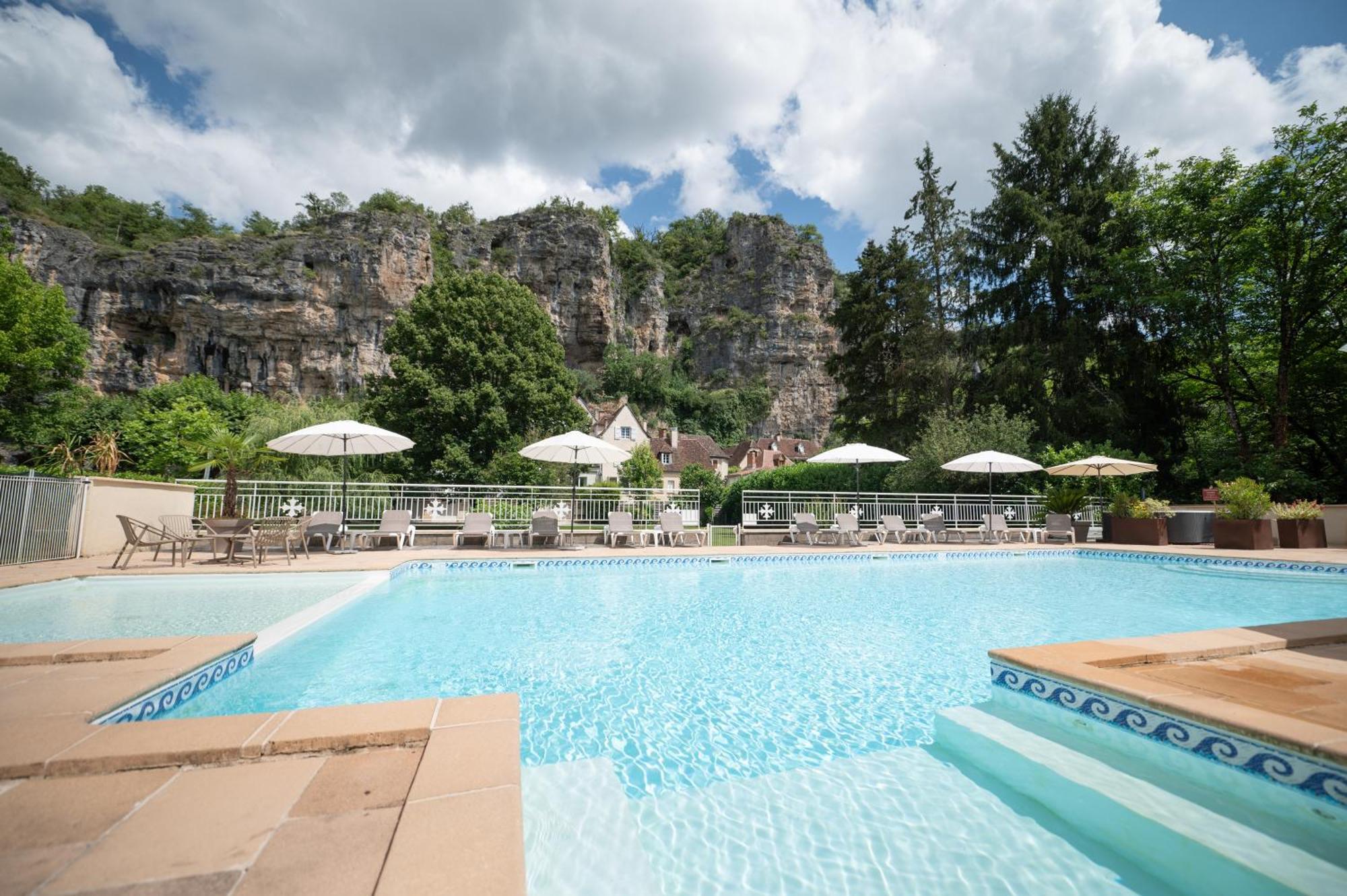 Logis Hotels - Hotel Restaurant Domaine Les Falaises مارتيل المظهر الخارجي الصورة
